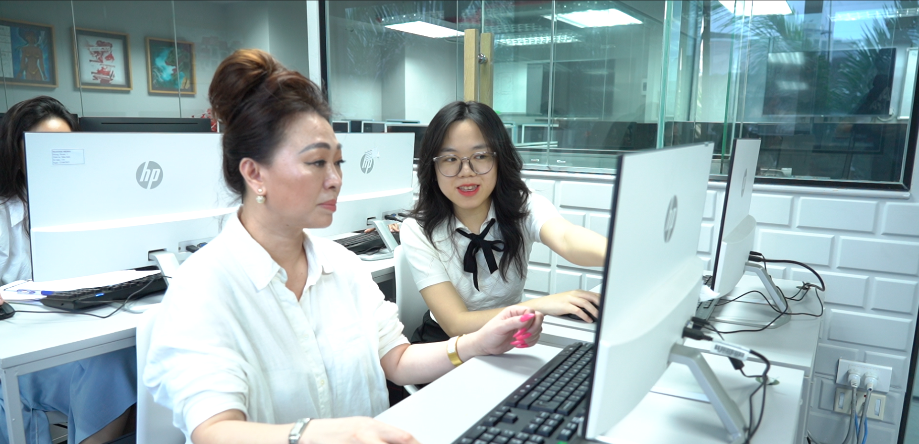 Master Media: Cẩm Nang Toàn Diện Chuẩn Bị Cho Sự Nghiệp Thiết Kế Đồ Họa